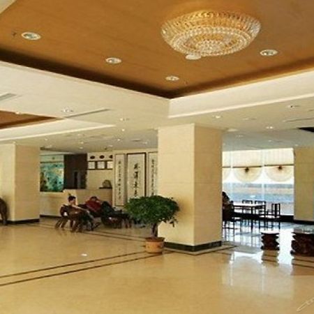 Jingangwan Hotel Yantai Exterior foto